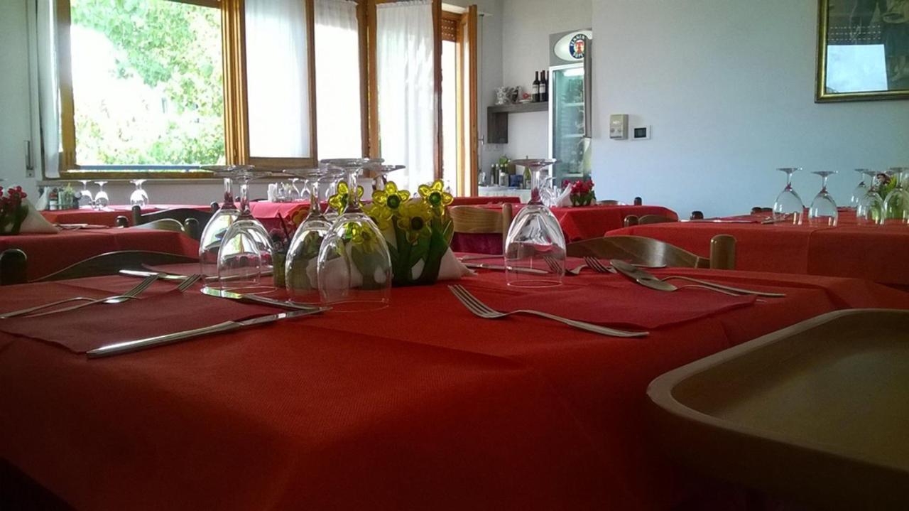 Hotel Gianna Roseto Degli Abruzzi Esterno foto