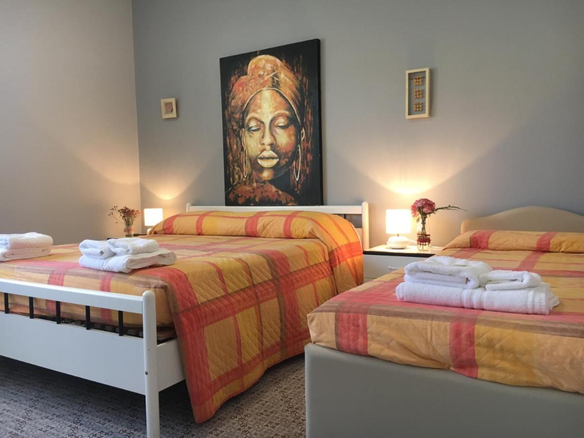 Hotel Gianna Roseto Degli Abruzzi Esterno foto