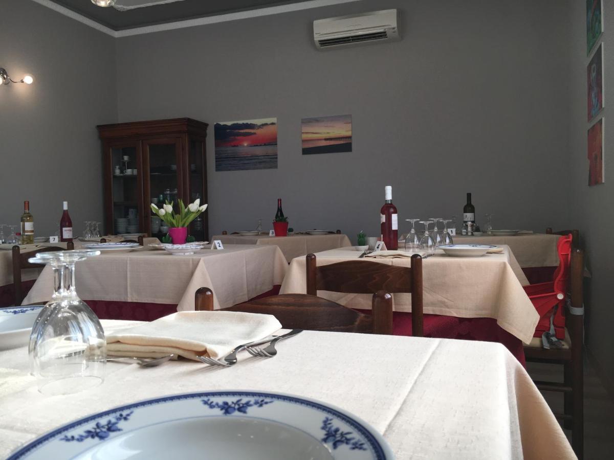 Hotel Gianna Roseto Degli Abruzzi Esterno foto
